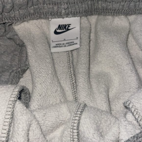 Nike sweatpants - Picture 6 of 6